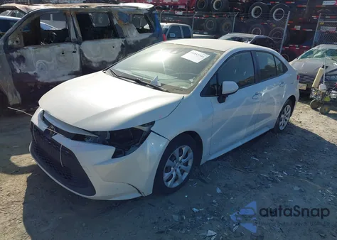 2020 Toyota Corolla Le z USA, uszkodzony, nr VIN JTDEPRAE4LJ057655